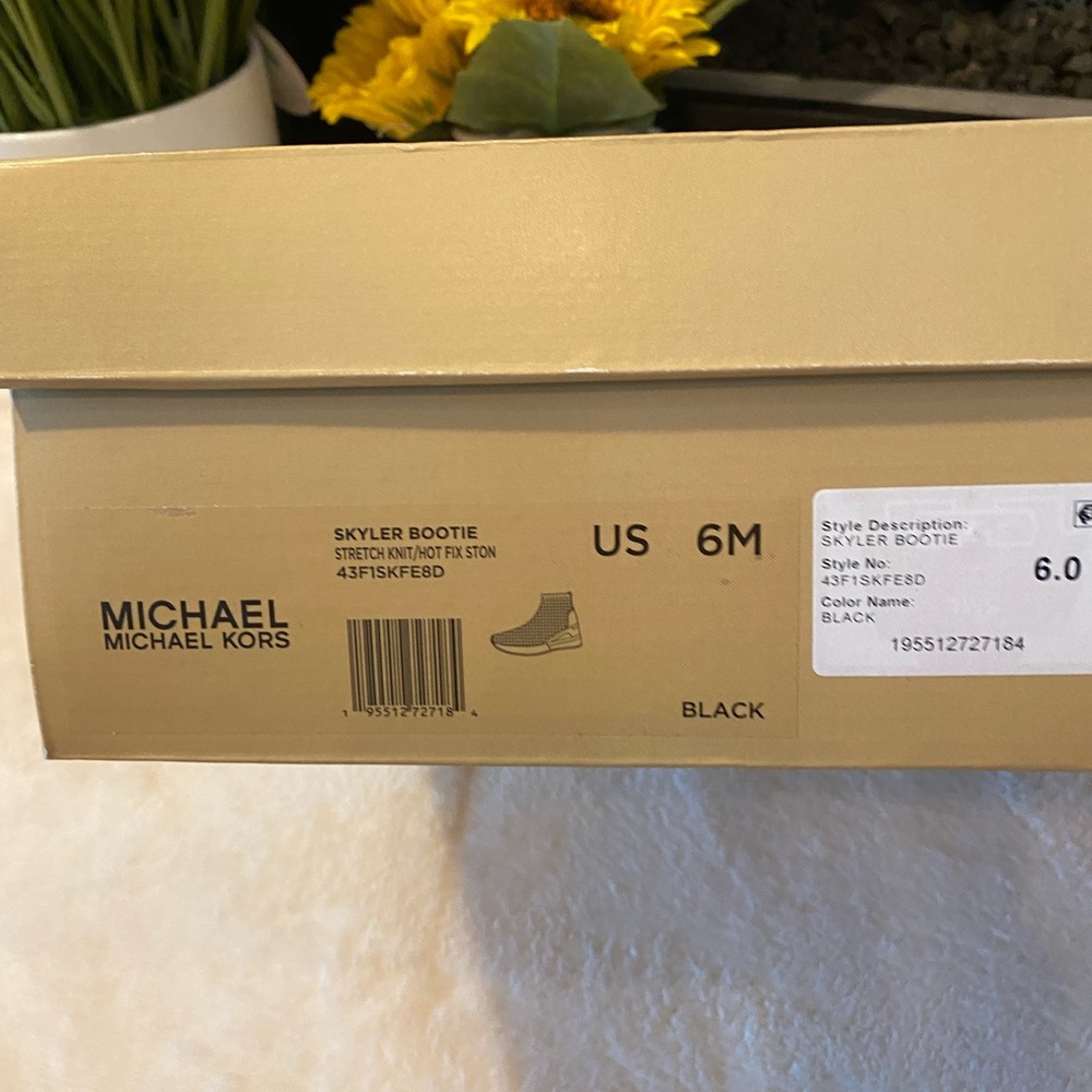 Michael Kors Skyler Booties - Picture 8 of 8